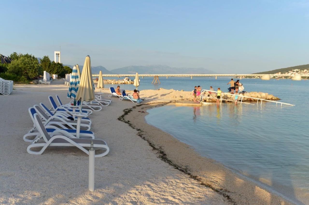 Sara Apartment Trogir Bagian luar foto